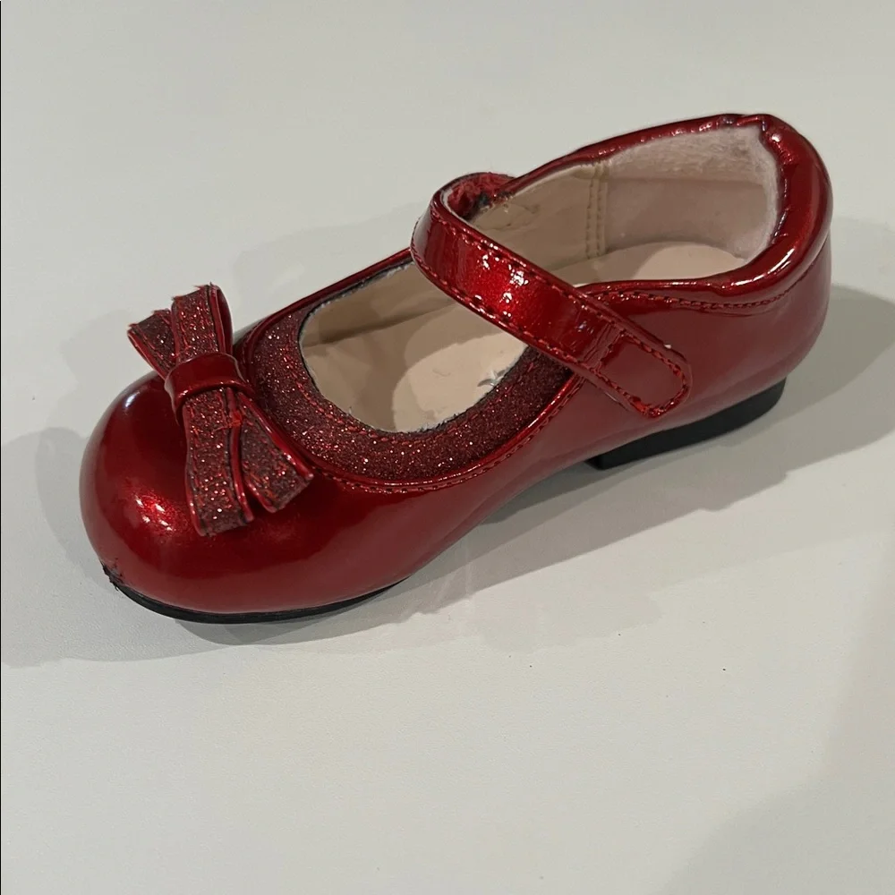 Nina Red Patent Mary Janes Sz 5